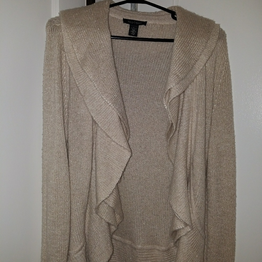 Sweater - Picture 4 of 4